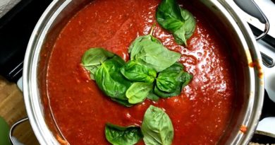 O'Brien Pasta Sauce_Basil Leaves on Top